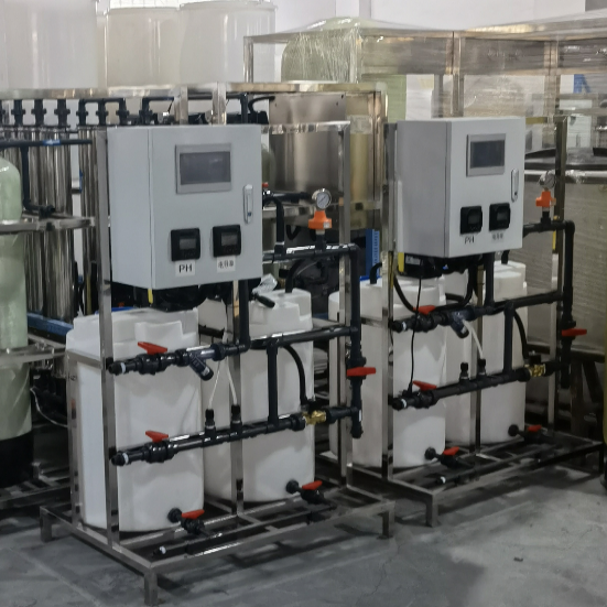 Ölçek önleme ve sterilizasyon plc sistemi için dolaşımdaki su dozlama cihazı